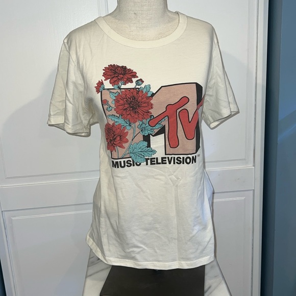 MTV floral T-shirt - Picture 2 of 3